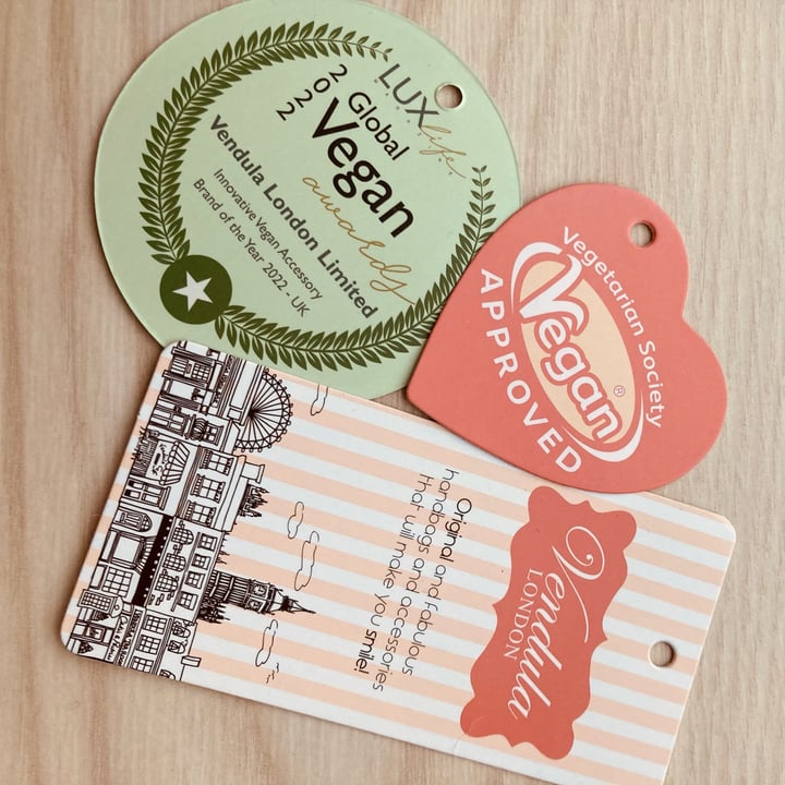 photo of Vendula London Magic Shop handbag shared by @gattaviola on  09 May 2025 - review