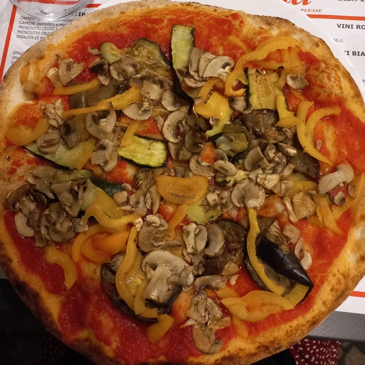 photo of La Betulla Pizza Vegana shared by @drone53 on  30 Aug 2023 - review