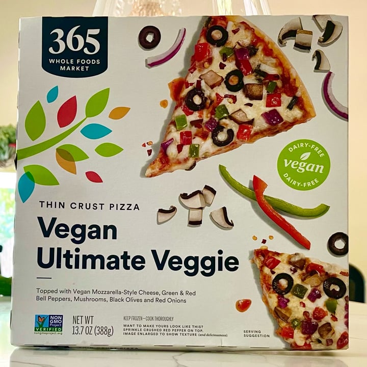 photo of 365 Whole Foods Market Vegan Ultimate Veggie Pizza shared by @ellefire on  10 Jul 2024 - review