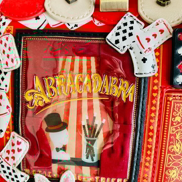 photo of Vendula London Magic Shop handbag shared by @gattaviola on  09 May 2025 - review