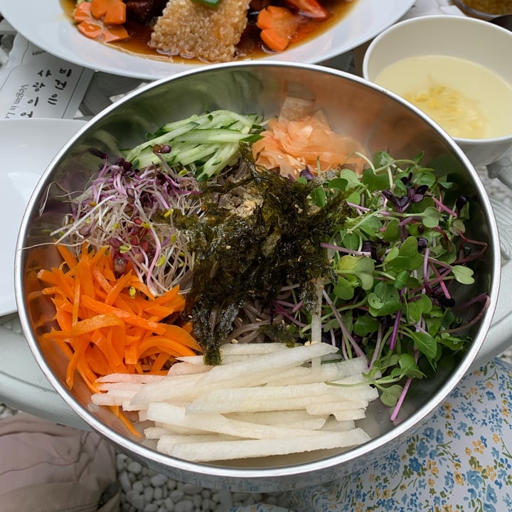 photo of 비건인사 (Vegan Insa) Cold Buckwheat Noodles shared by @muffinpuff on  26 Mar 2024 - review