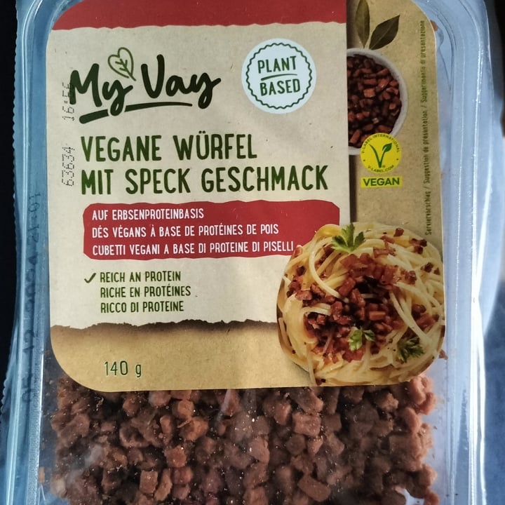 photo of MyVay Vegane Würfel Mit Speck Geschmack shared by @bruinichiara on  21 Nov 2024 - review