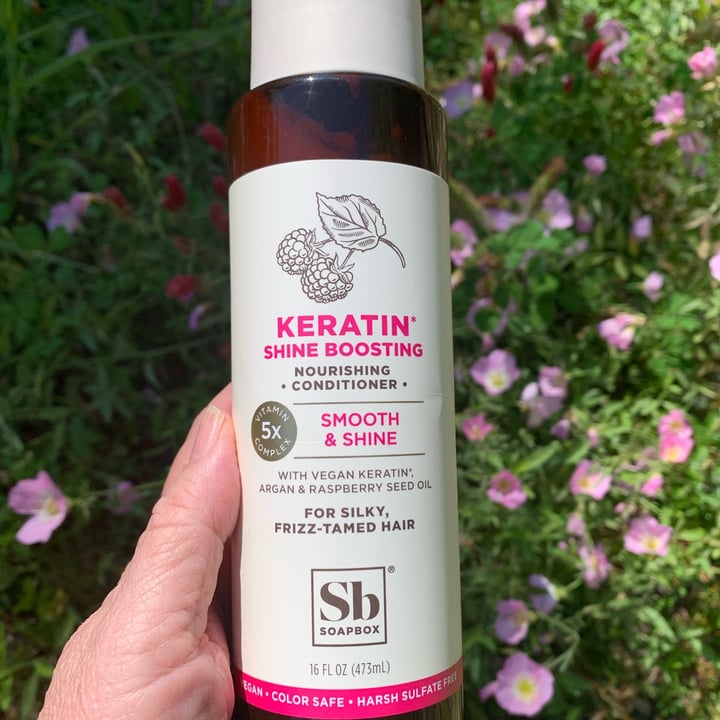 photo of Sb soapbox Keratin Shine Boosting Nourishing Conditioner shared by @onehungryvegan on  24 Apr 2024 - review