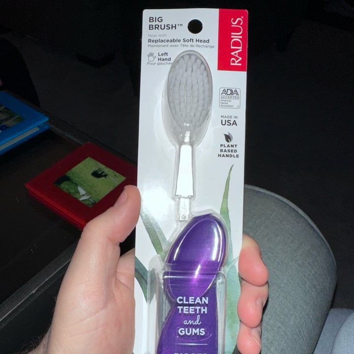photo of Radius Source Toothbrush shared by @davidroche13 on  16 Dec 2023 - review