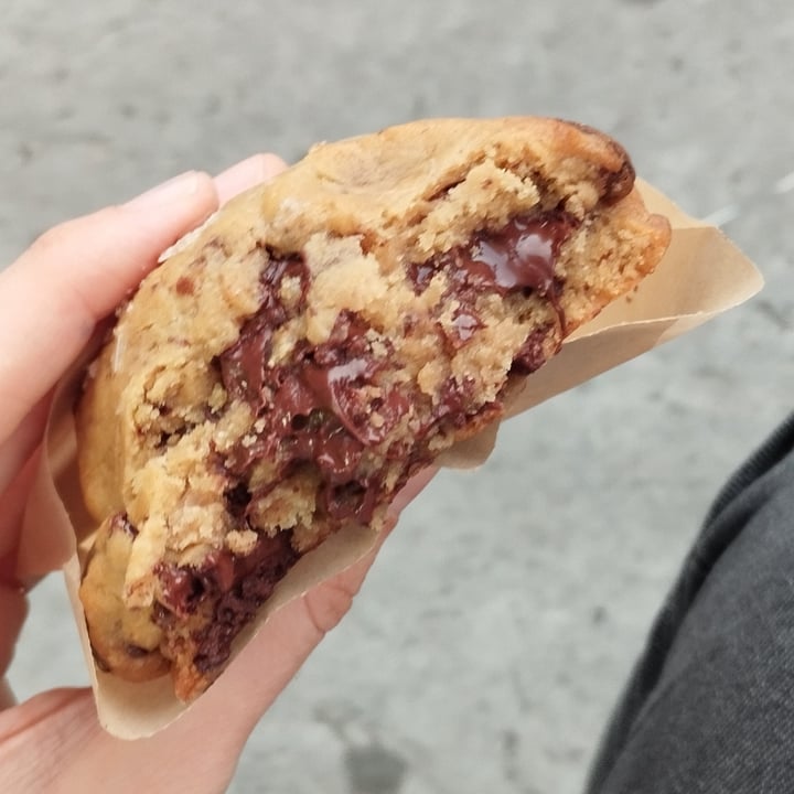 photo of Cookies & Bites Galleta Choco Amarga (Vegana) shared by @josuune on  17 Sep 2024 - review