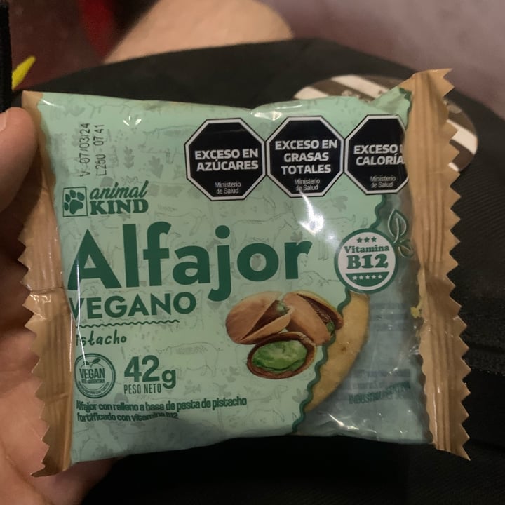 photo of Animal kind Alfajor De Pistacho shared by @mackphiller on  15 Oct 2023 - review