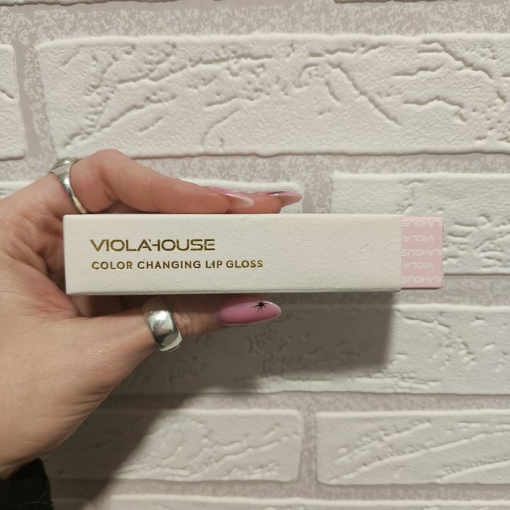 photo of Viola House Color Changing Lip Gloss shared by @emedemo on  26 Feb 2024 - review