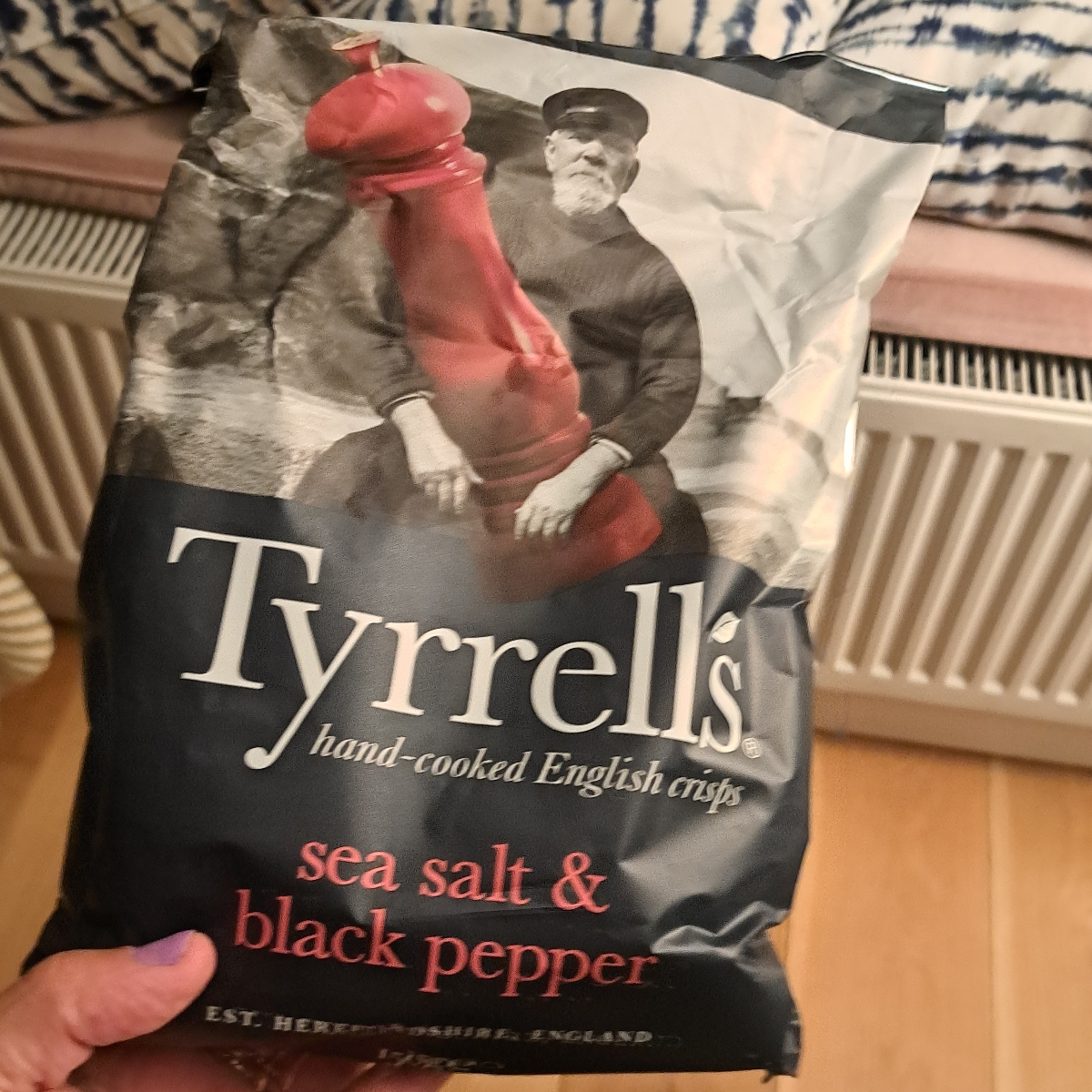 Tyrrells Sea Salt & Black Pepper Crisps at Tyrrell's - Review by ...