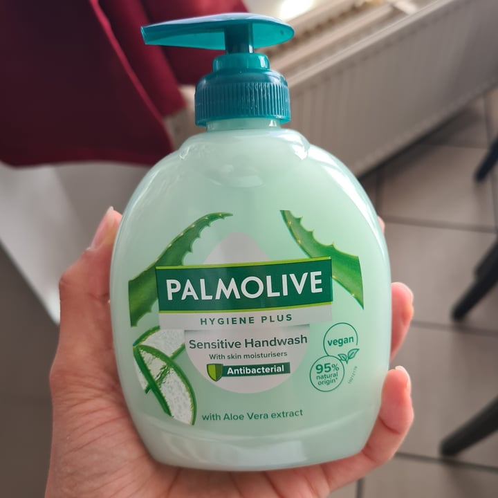 photo of Palmolive  handwash sensitive shared by @gabrielaadina on  24 Sep 2023 - review