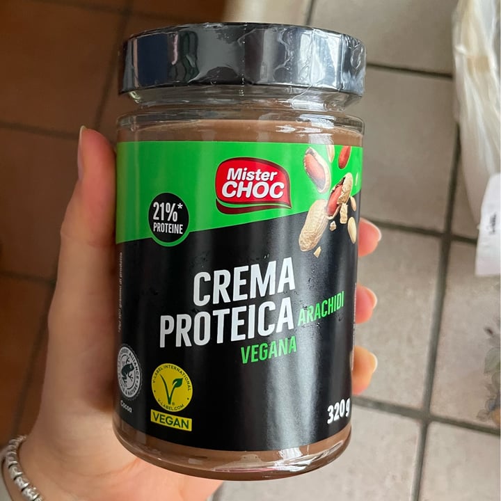 photo of Mister CHOC crema proteica arachidi shared by @vegaya on  01 Jul 2025 - review