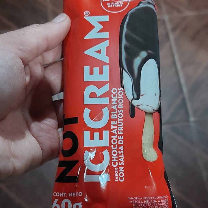 photo of Not Co not icecream chocolate blanco con frutos rojos shared by @eternavegan07 on  11 May 2024 - review