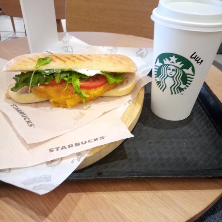 photo of Starbucks Franciacorta Outlet Village Panino Plant Based shared by @lillybootz on  09 Mar 2024 - review