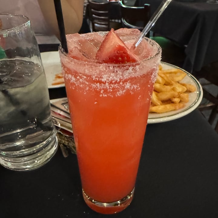 photo of Little Pops NY Pizzeria Trattoria Lisle Strawberry Mint Smash shared by @iloveteady on  20 Jun 2024 - review