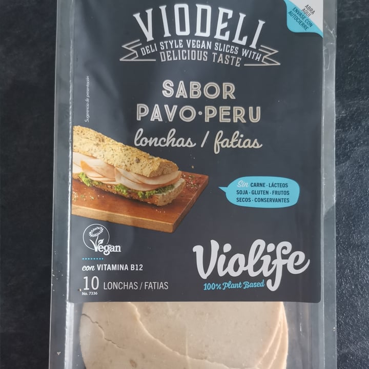 photo of Violife viodeli lonchas sabor pavo shared by @cristyglez on  28 Aug 2024 - review