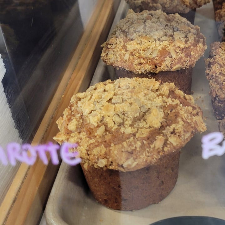 photo of café léo Carrot Muffin shared by @artemysiafrxvx on  18 Nov 2024 - review