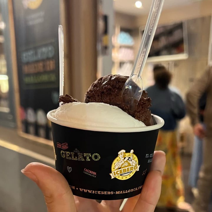 photo of Iceberg Mallorca Lemon sorbet shared by @annamiou on  20 Apr 2024 - review