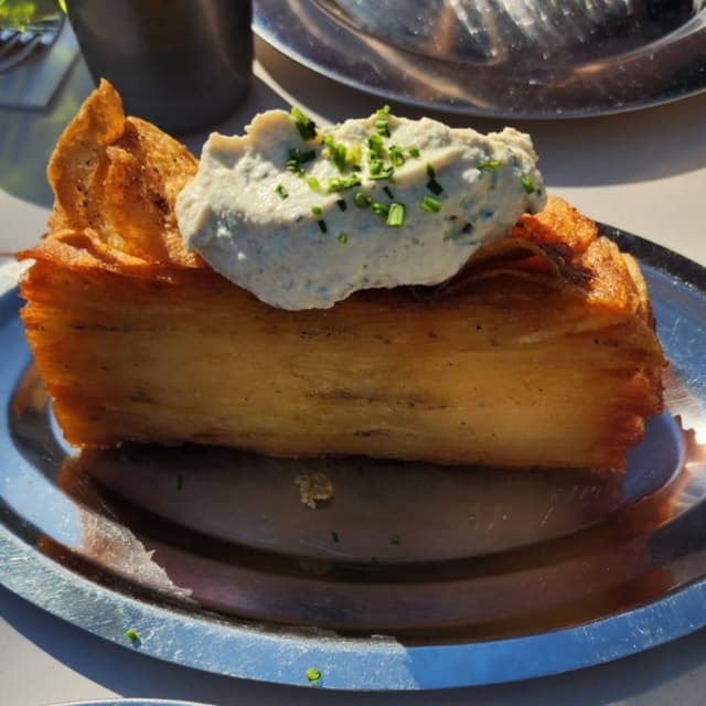 Photo of the dish “milhojas de papa”