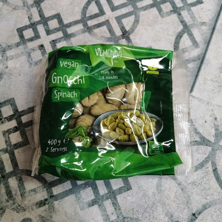 photo of Vemondo vegan gnocchi spinach shared by @anthe on  30 Apr 2024 - review