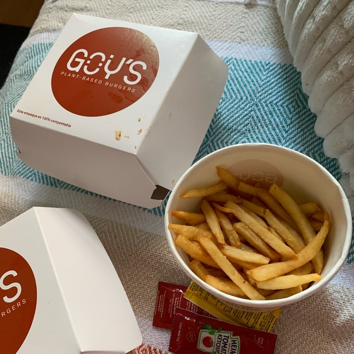 photo of Goyo’s Plant-Based Burgers Roma Hamburguesa sencilla shared by @beanievi on  04 Oct 2023 - review
