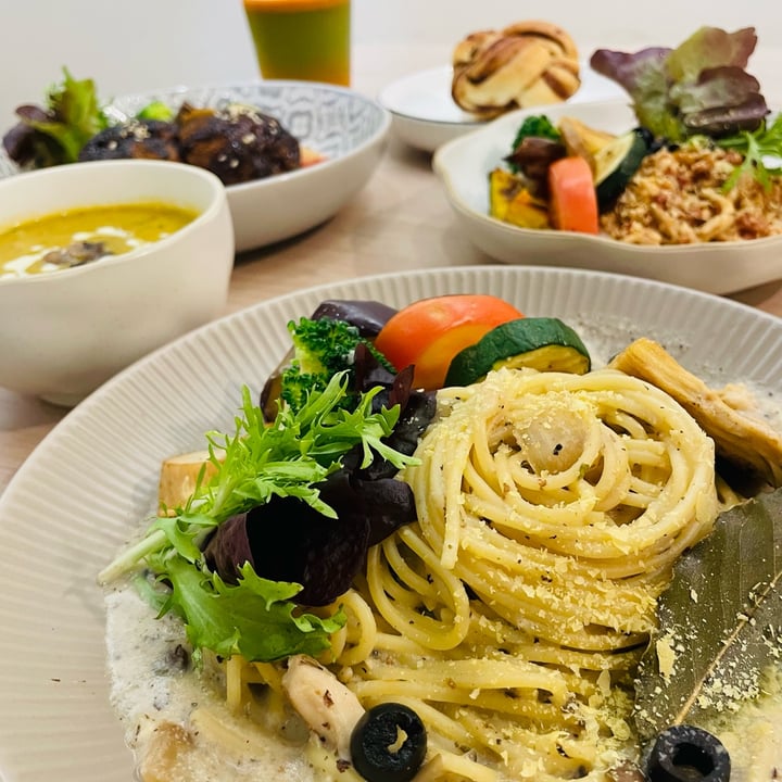 photo of 玖所 jiU SUO plant-based eatery Creamy Cashew Sauce With Truffle Spaghetti shared by @cat222 on  28 Aug 2024 - review