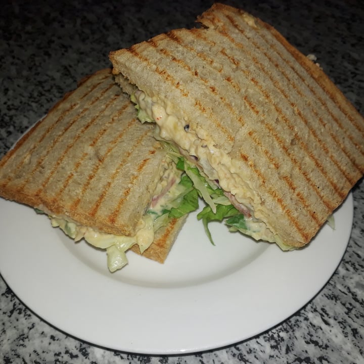 photo of Sweetbeet Vegan Chickpea Mayo Sandwich shared by @sammyjo on  12 Oct 2023 - review