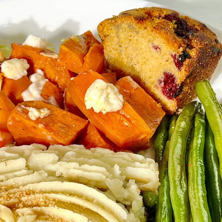 photo of Tiny Moreso Thanksgiving Feast shared by @pdxveg on  23 Nov 2023 - review