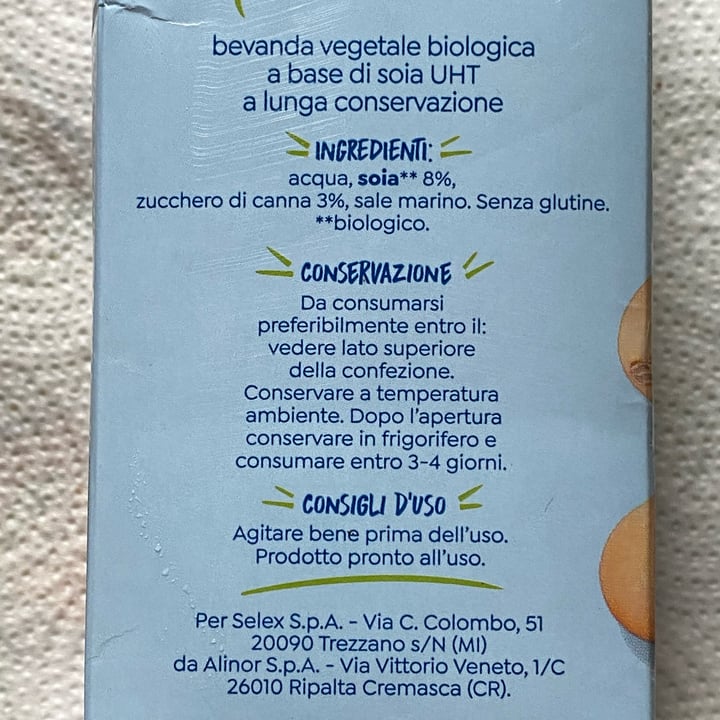 photo of Vivi bene selex bevanda di soia con zucchero di canna (bio) shared by @aleglass on  11 Feb 2024 - review