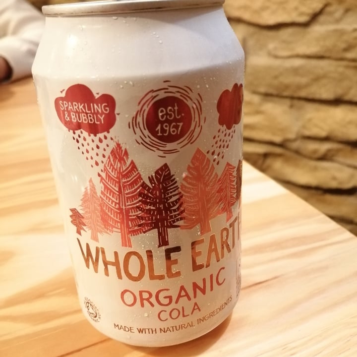 photo of Whole Earth Organic Sparkling Cola shared by @crisamberes on  10 Nov 2023 - review