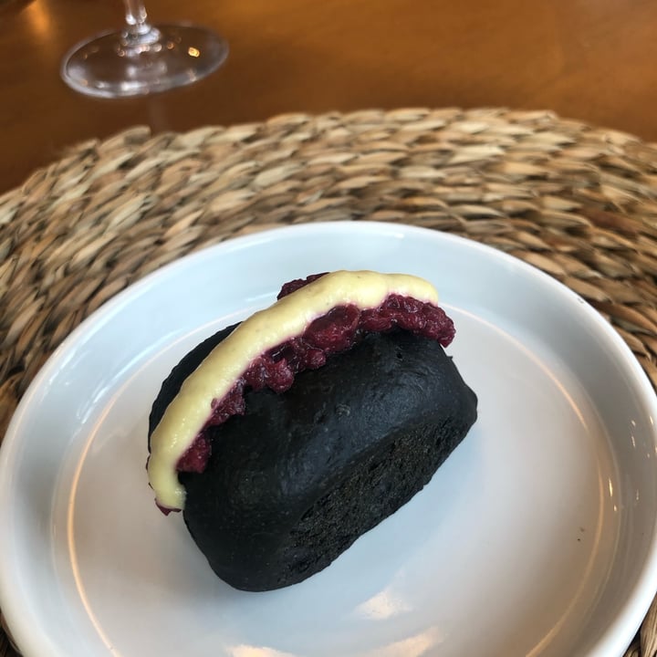 photo of Hotel OCA Vila de Allariz Menú degustación vegano shared by @afilloa on  13 Jan 2025 - review