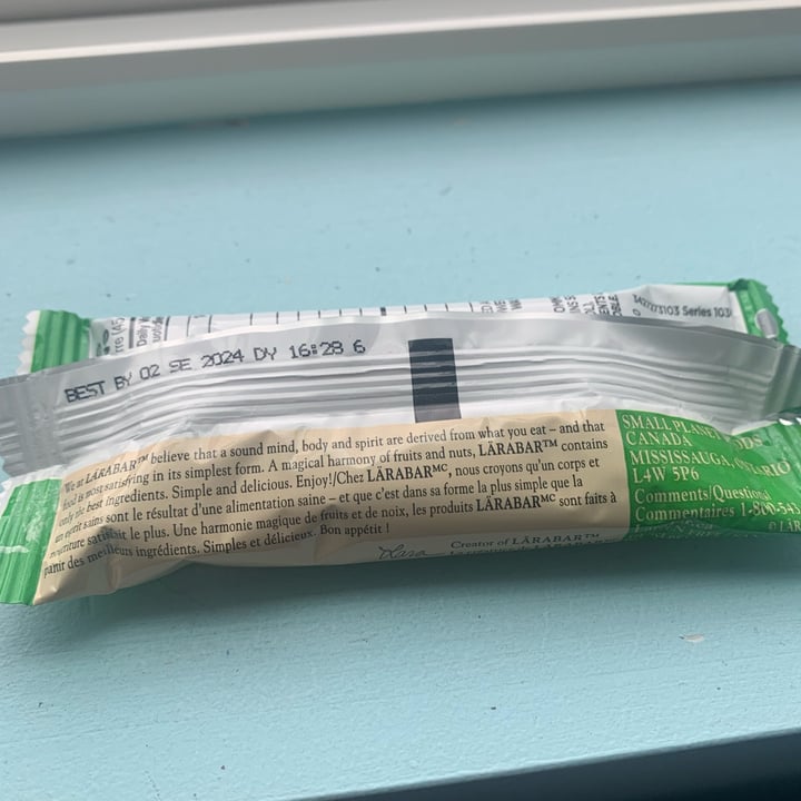 photo of Larabar Apple Pomme shared by @veganvanman on  04 May 2024 - review
