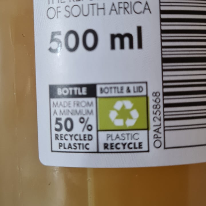 photo of Woolworths Food apple & ginger Fruit And Vegetable Blend shared by @veronicagroen on  25 Sep 2024 - review