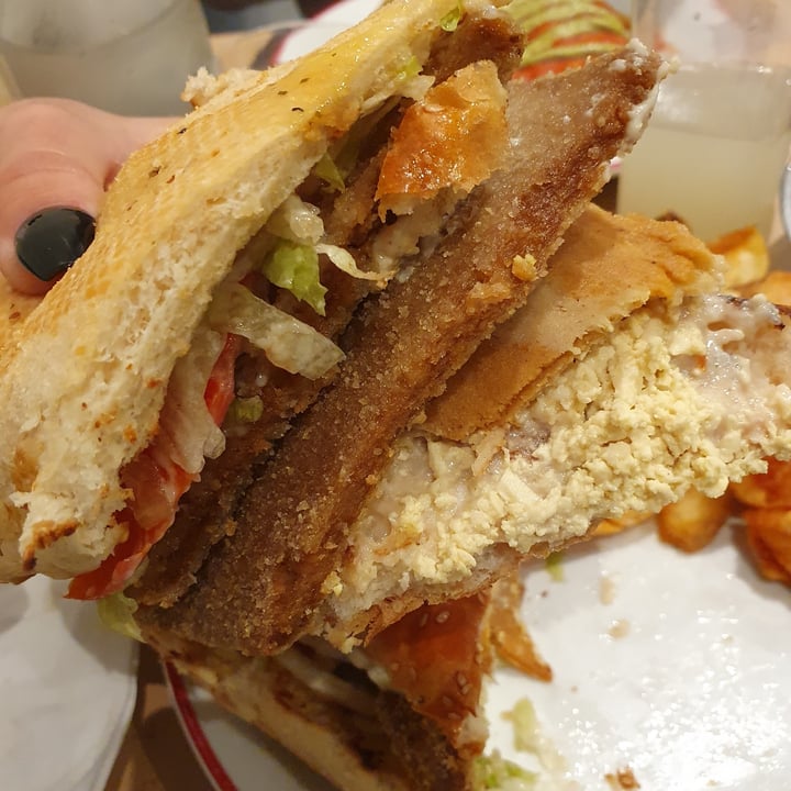 photo of Gordo Vegano Sandwich de Milanesa shared by @candelaveg14 on  25 Apr 2024 - review