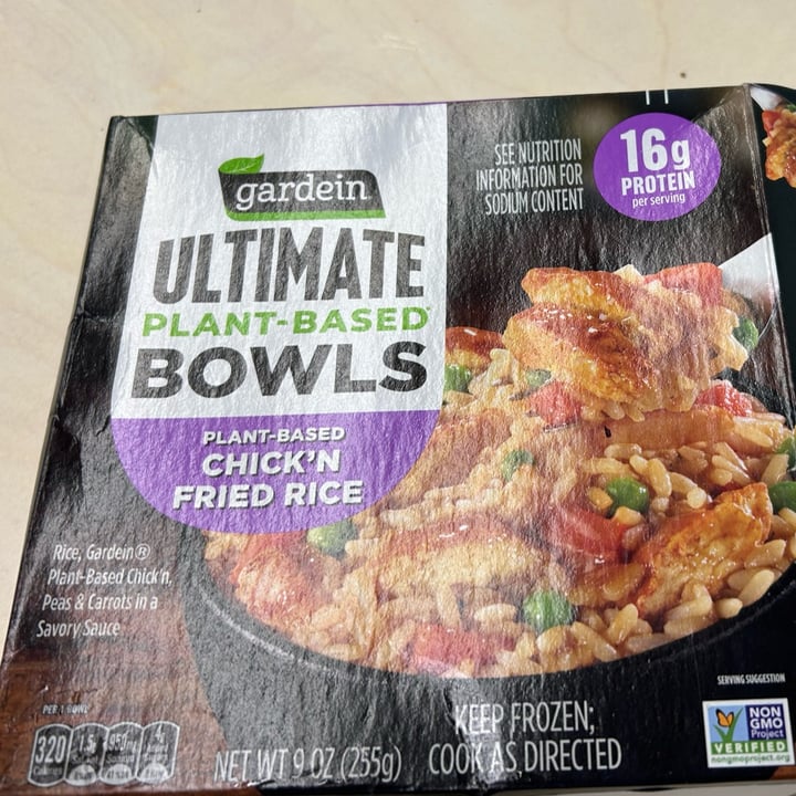 photo of Gardein Ultimate plant based bowls chicken fried rice shared by @justsomeenby on  08 Jul 2024 - review