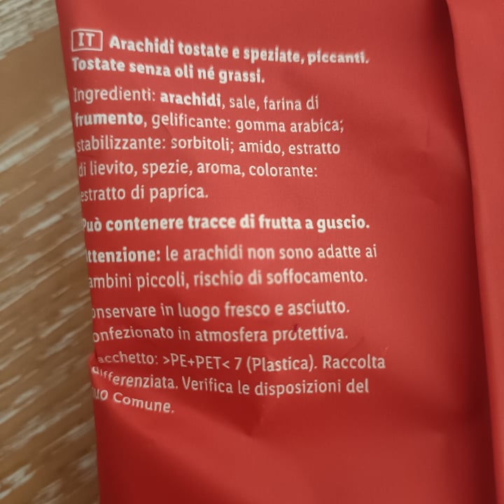 photo of Alesto Arachidi tostate e piccanti shared by @-pervinca- on  03 Apr 2024 - review