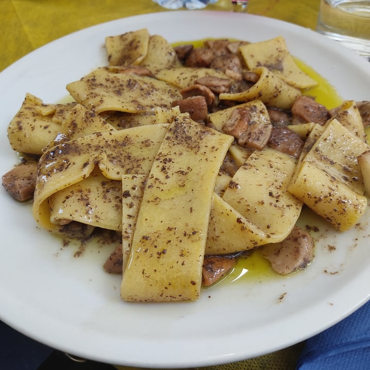 photo of Trattoria Ghost Pappardelle con porcini e tartufo shared by @lauranguis on  29 Apr 2024 - review