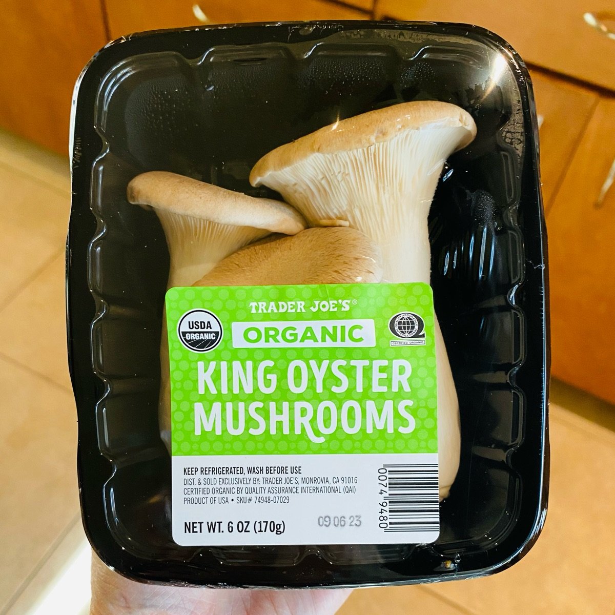 Trader Joe's Organic King Oyster Mushrooms Reviews abillion