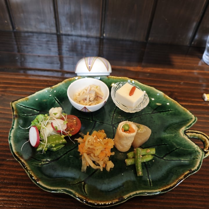 photo of Naramachi Vegan Nabi ならまちヴィーガン 菜美 Chef’s Selection shared by @fredpls on  13 May 2025 - review