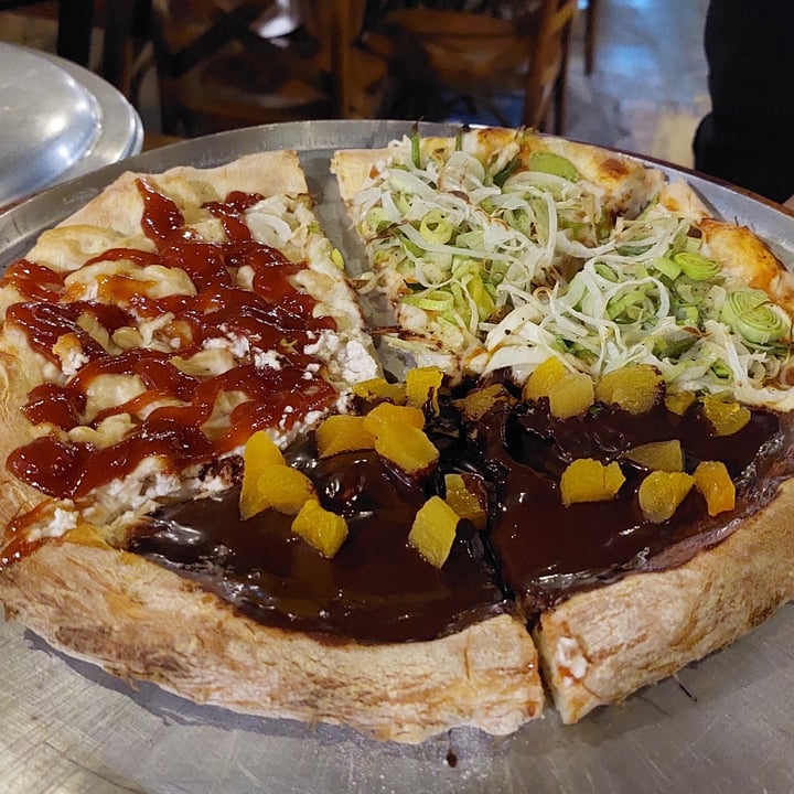photo of Fratelli Basilico Pizzaria Vegana Vegan Pizza shared by @jcasati on  11 Feb 2024 - review