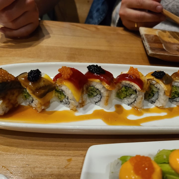photo of Shizen Vegan Sushi Bar & Izakaya Proud Peacock shared by @sofihuasteca on  06 Nov 2023 - review