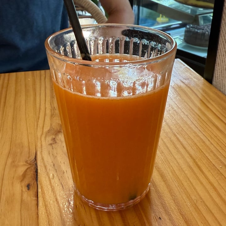 photo of Aguacate Coffee & Brunch Zumo Pura Vida shared by @ryanleys on  28 Sep 2025 - review