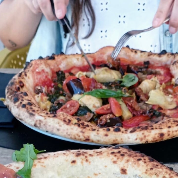 photo of Oro di Napoli Pizza vegetal shared by @afilloa on  13 Jan 2025 - review