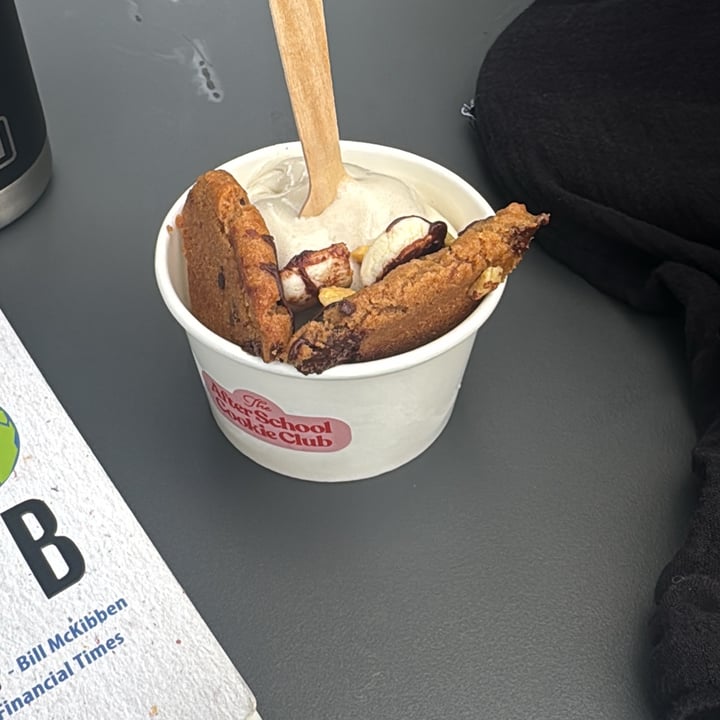 photo of The After School Cookie Club - Kings Cross Ice Cream And Smores Cookie shared by @crueltyfreetan on  25 Jun 2025 - review