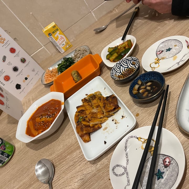 photo of MukBap - Korean Vegan spicy rice cakes shared by @alistar on  23 Sep 2023 - review