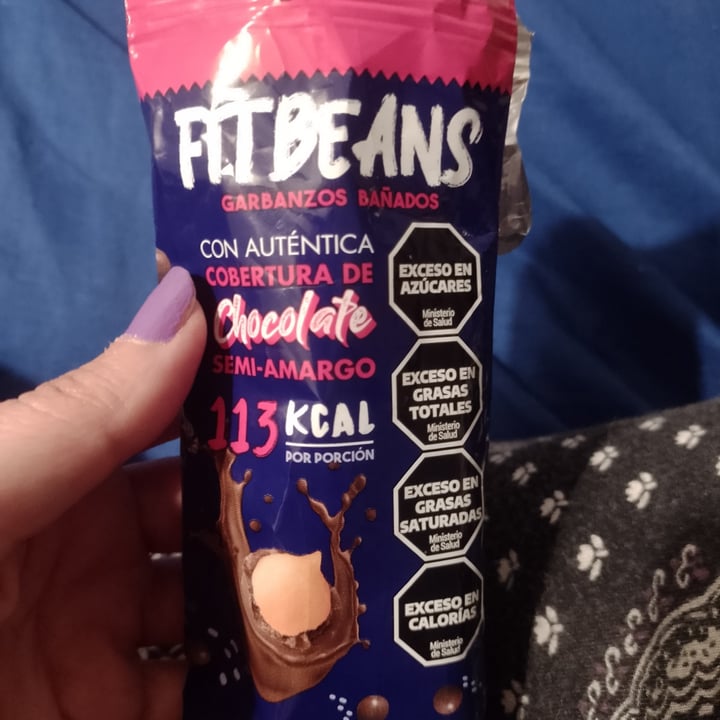 photo of Fitbeans Garbanzos tostados bañados de chocolate shared by @soynayme on  23 Nov 2023 - review