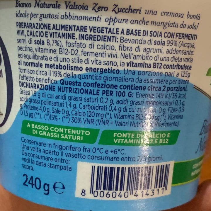 photo of Valsoia yogurt bianco naturale zero zuccheri shared by @giulia1984 on  25 Sep 2023 - review
