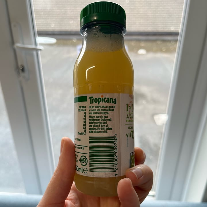 photo of Tropicana Orchard Apple Juice shared by @ameriamber on  25 Aug 2025 - review
