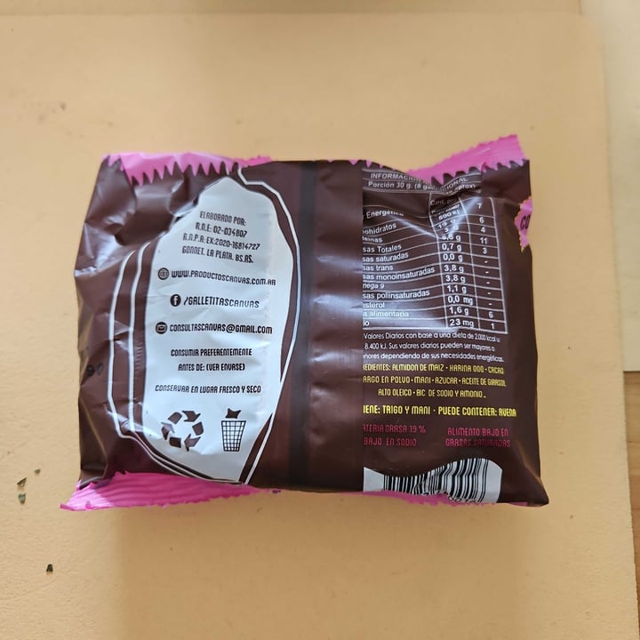 photo of Canvas Galletita de chocolate y maní shared by @lachula on  20 Aug 2023 - review