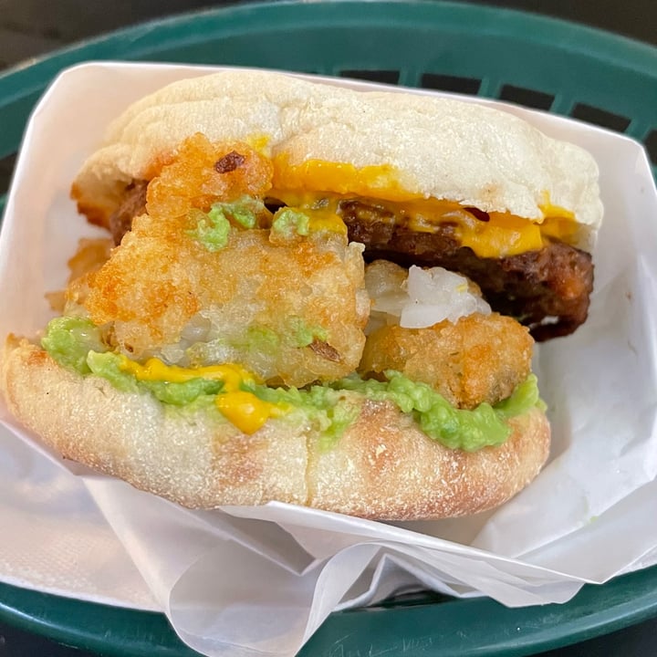 photo of Brew and Brew Beyond Breakfast Sandwich shared by @koops17 on  07 Sep 2023 - review