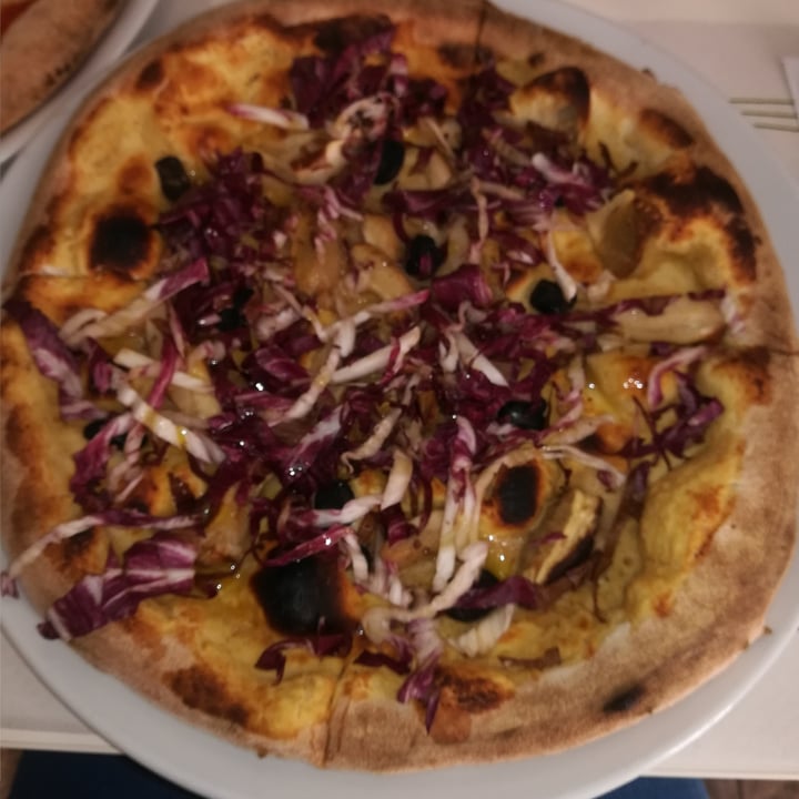 photo of La Taverna di Pulcinella Pizza Toscana shared by @grilla on  08 Oct 2023 - review