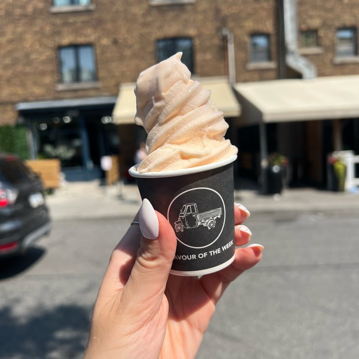 photo of Bar Ape Gelato Cantaloupe Gelato shared by @candice127 on  16 Aug 2025 - review